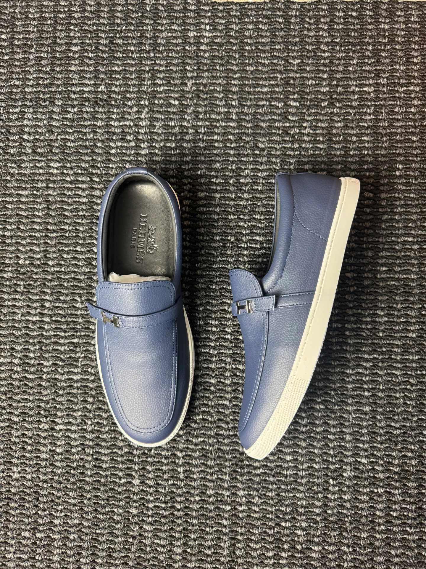 Men's men's shoes 💰440 [New style] 🪷🪷[HERMES] Hermès - High-end quality, the same style as the official website - Upper: 🔝 Nappa calfskin, with iconic H metal - Lining: water-dyed cowhide - Outsole: ultra-light TPU molded outsole - Ultra-high quality control·Fine workmanship: highlighted (high-end·luxury·grade) -Size: 38-44 (45 can be customized)·